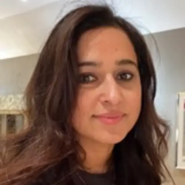 Dr Farah Jamil